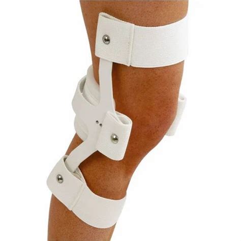 Hyperextension Knee Brace at ₹ 3500 in Hyderabad | ID: 17690702373