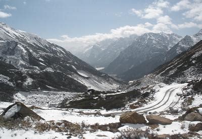 Yumthang Valley, Information about Yumthang Valley, Yumthang Valley in Sikkim