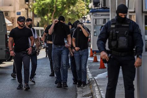 Mort dun supporteur de foot en Grèce arrestation de plus dune