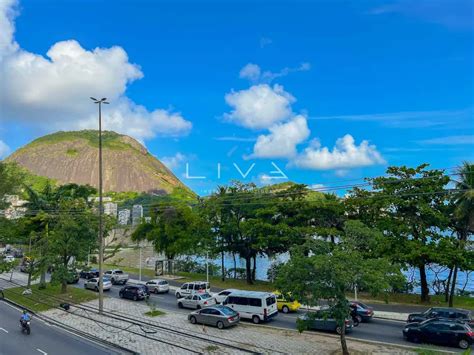 Apartamento Na Avenida Borges De Medeiros Lagoa Em Rio De Janeiro Por