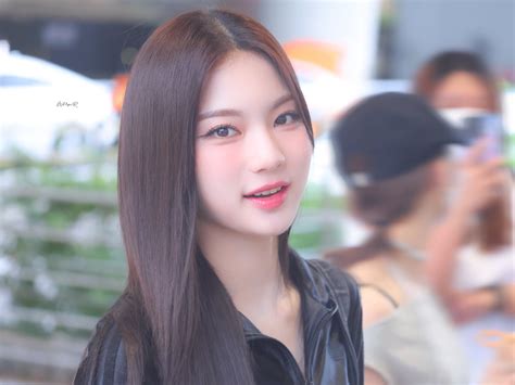 250818 Isa at ICN Airport | kpopping