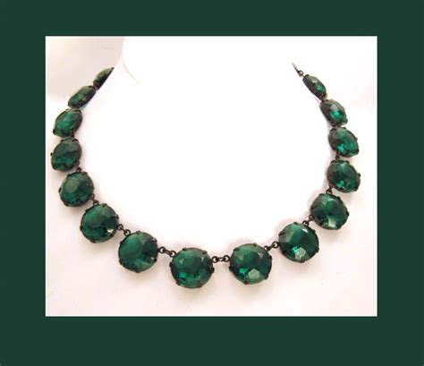 Emerald Green Rhinestone Necklace