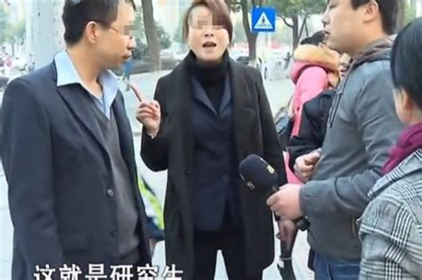 妻子打工资助丈夫考研，丈夫毕业后消失无踪，妻子得知实情，傻了