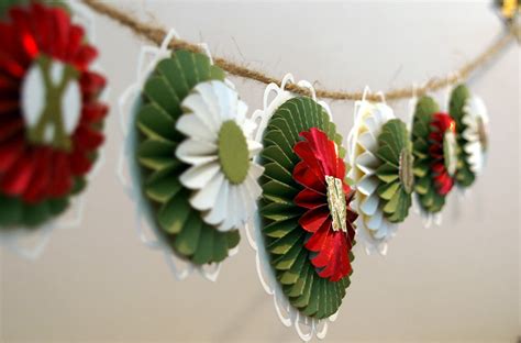 Crafting Becky: Christmas Garland - Joyeux Noel