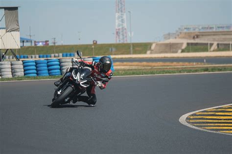 besten Naked Bikes der Saison 2022 1000PS Jahresrückblick