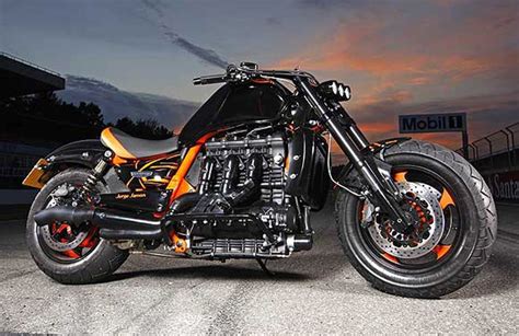 Triumph Rocket 3 Bobber Lifyapp