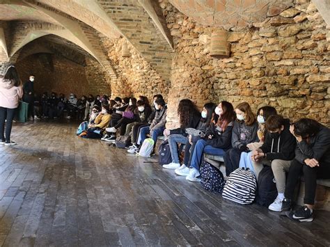 Visita a la Colònia Güell 15 de desembre de 2021 Institut Josep