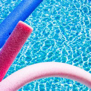 Turn A Pool Noodle Into A Stunning DIY Valentine S Day Centerpiece