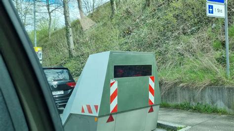 Verkehr In Rottweil So Viel Bringt Der Neue Mobile Blitzer Rottweil