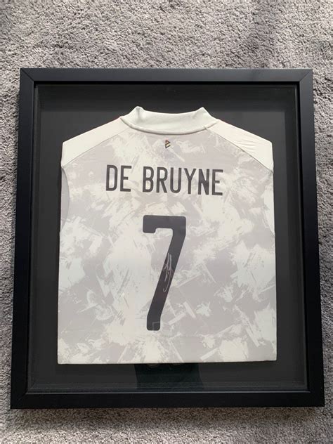 Kevin De Bruyne Signed Jersey (Belgium), Hobbies & Toys, Collectibles ...