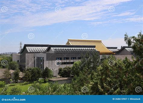 Historic Museum of Chinese in Beijing, China Editorial Photography - Image of gardens, tourist ...