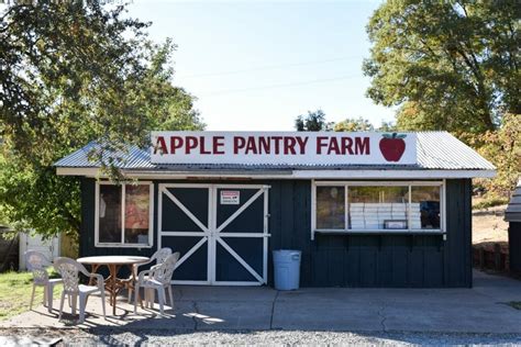 The Best Apple Hill Farms to Visit In The Fall - Small World This Is