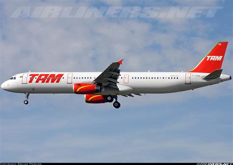 Airbus A321 231 Tam Aviation Photo 1569003