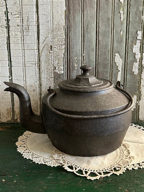 Vintage Cast Iron Tea Kettle - Etsy