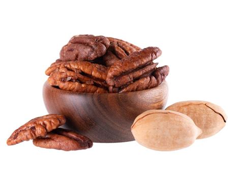 Nueces De Pacana En Taz N De Madera Aislado Sobre Fondo Blanco Pecan