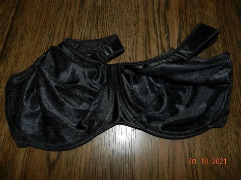 Bali Womens 3562 Satin Comfort Wire Bra Black Size 38 Gem