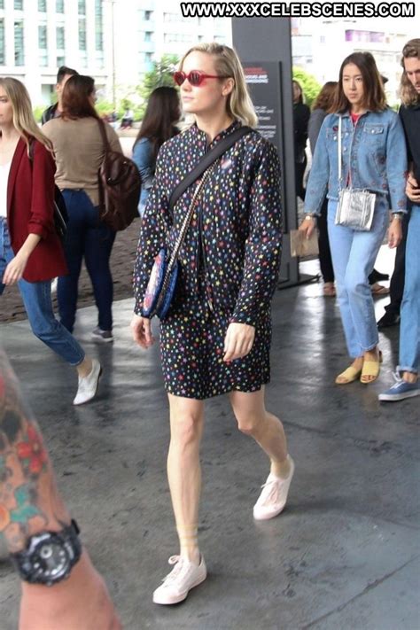 Brie Larson No Source Celebrity Beautiful Babe Posing Hot Paparazzi
