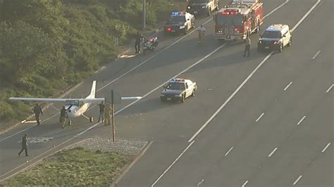 Video Plane makes emergency landing on California highway - ABC News