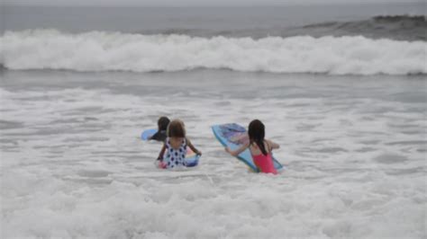 Violet And Helen Boogie Boarding Joe Shlabotnik Flickr