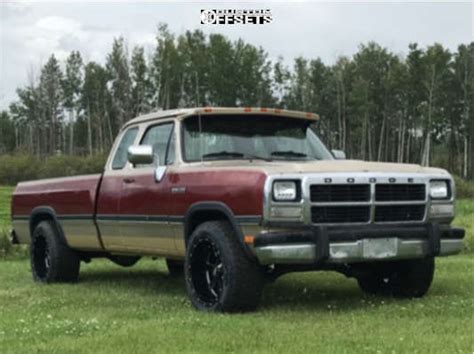 1992 Dodge D250 With 20x12 44 Moto Metal Mo962 And 30550r20 Nitto Terra Grappler G2 And Stock