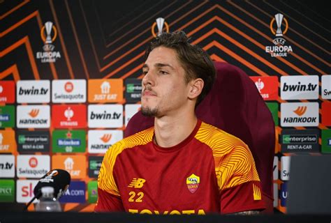 Roma Helsinki Mourinho E Zaniolo In Conferenza Stampa Foto Gallery