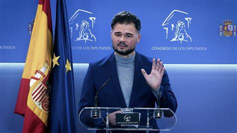 Rufián negocia con el PSOE una reforma quirúrgica del delito de