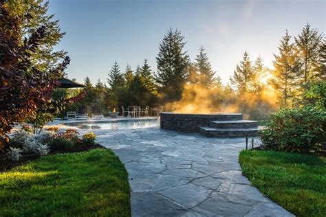 Vanishing Edge Concrete Pool With Spa And Water Feature Craftsman