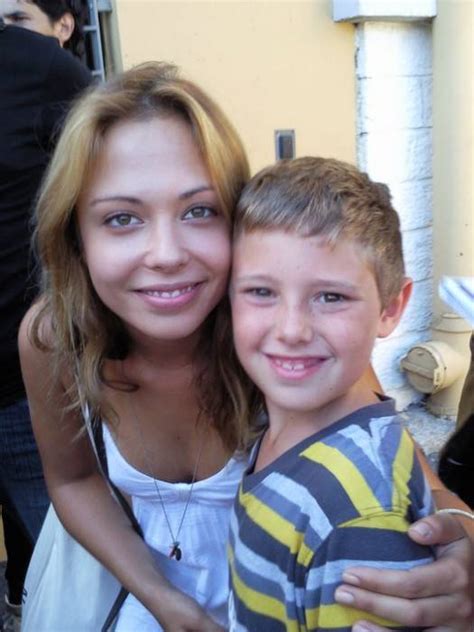 Naked Dounia Coesens Added By Benh