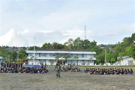 Lantamal IX Ambon Latih 256 Mahasiswa Prodi S1 Keperawatan Ukim Materi