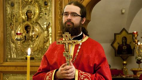 Стрей Осуждает №127 Сходил В Храм - YouTube