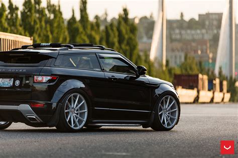 Range Rover Evoque On Vossen CVT