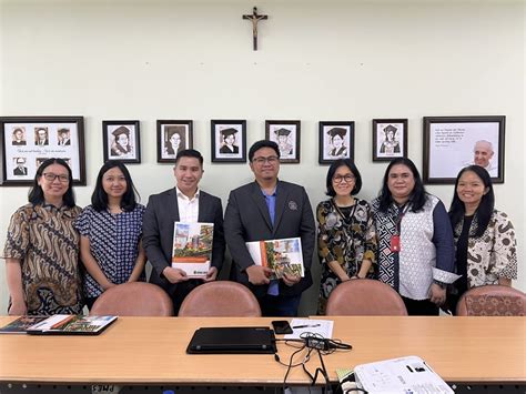 Education Officials Conduct Lectures Explore Further Collaborations With Indonesias Atma Jaya