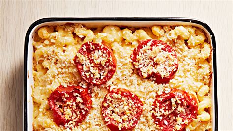 Baked Mac and Cheese with Broiled Tomatoes