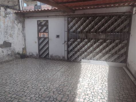 Casa na Rua Alto da Bela Vista de Itapuã Itapuã em Salvador por R