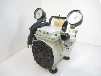 Vacuum Welch Vacuum Pump