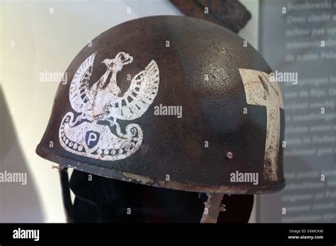 A 1942 Polish paratrooper helmet on display in the Airborne Museum ...