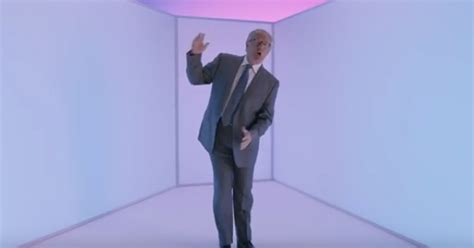 What Did Drake Think About 'SNL's 'Hotline Bling' Parody? Hopefully, He ...