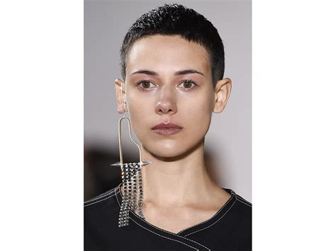 Buzz Cut Torna Di Moda Il Taglio Cortissimo Ecco Perché Farlo