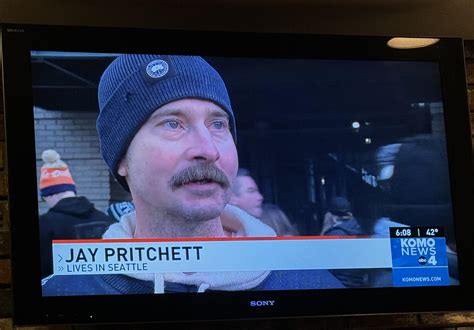 Jay Pritchett on local news : r/Modern_Family