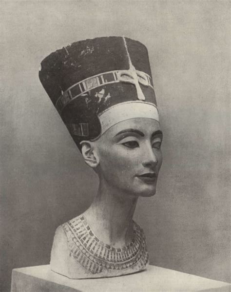 The Bust Of Queen Nefertiti Consort To King Akhenaten Who Reigned