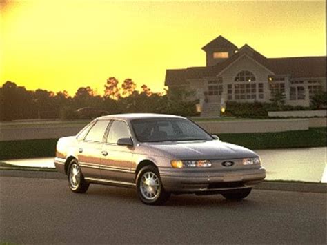 Used Ford Taurus Se Sedan D Pricing Kelley Blue Book