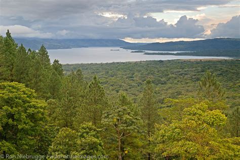 Arenal Observatory Lodge | Photos by Ron Niebrugge