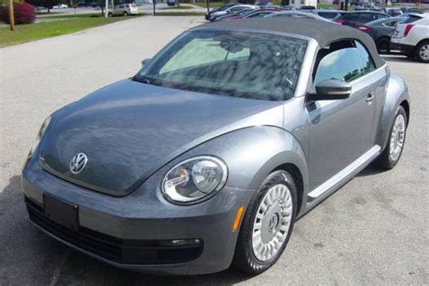 2016 Volkswagen Beetle Convertible Review Ratings Edmunds