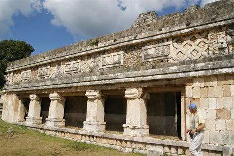 Cuadr Ngulo De Las Monjas Uxmal Uxmal Escalinatas Cuadrangulo