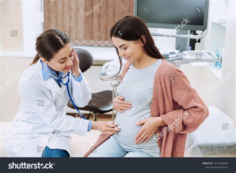 11241 Obstetrician And Gynecologist Images Stock Photos And Vectors