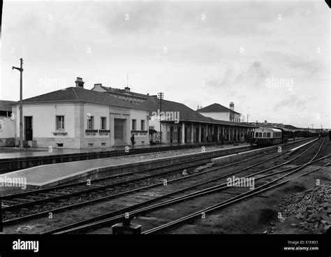 Caminho De Ferro Hi Res Stock Photography And Images Alamy