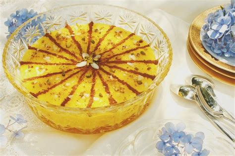 Turmeric & Saffron: Sholeh Zard - Persian Saffron Rice Pudding