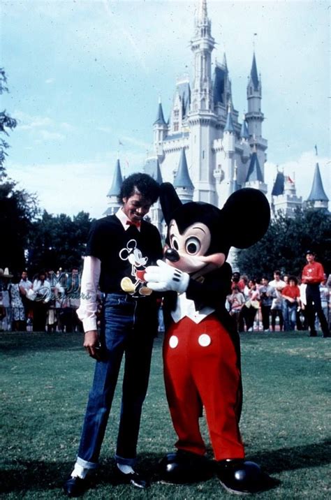 Disneyland 1983 Michael Jackson Photoshoot Michael Jackson Pics