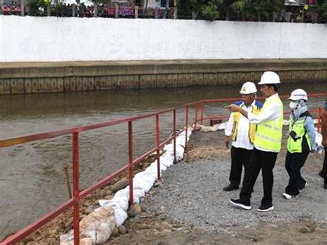 Presiden Jokowi Meninjau Langsung Progres Pembangunan Sodetan Kali