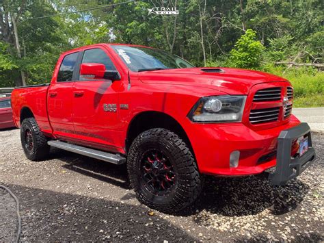 2013 Ram 1500 Wheel Offset Aggressive 1 Outside Fender Suspension